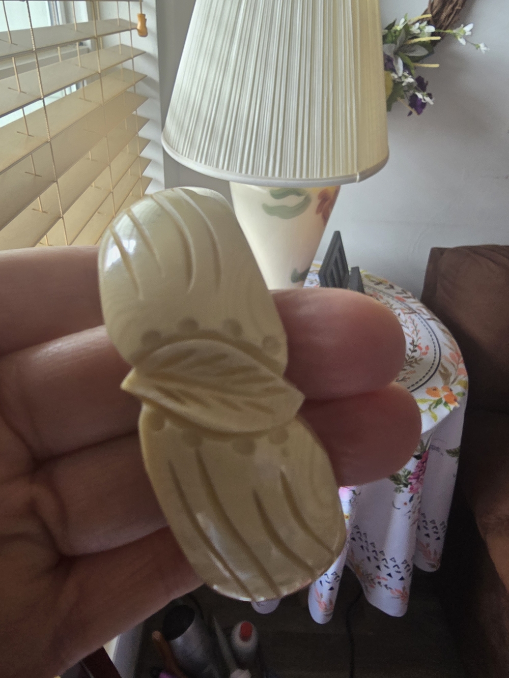 Vintage Carved Cream Bakelite Bangle